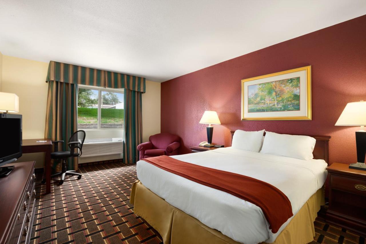 Quality Inn Lincoln Cornhusker Buitenkant foto